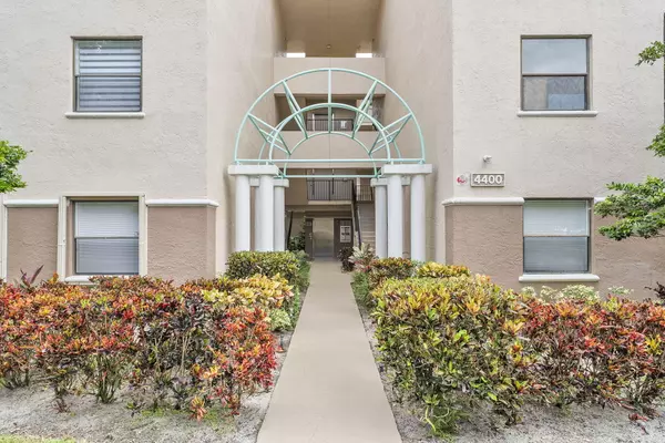 Coconut Creek, FL 33066,4400 NW 30th ST 328