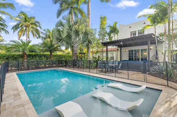 West Palm Beach, FL 33407,643 36th ST