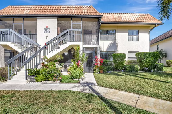 7166 Golf Colony CT 203, Lake Worth, FL 33467