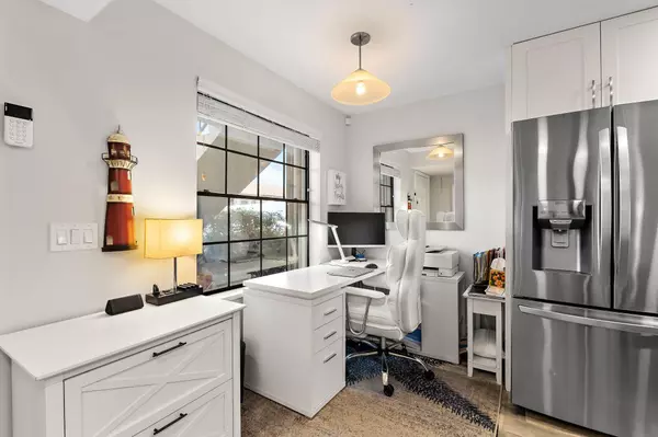 Jupiter, FL 33458,1201 Pinecrest CIR B