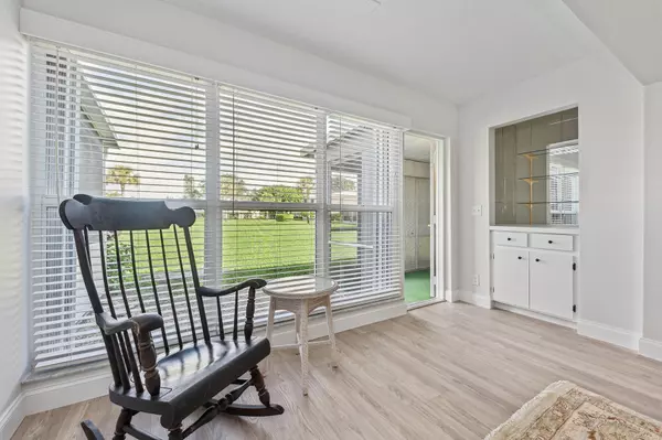 Delray Beach, FL 33445,1421 NW 20th AVE 104