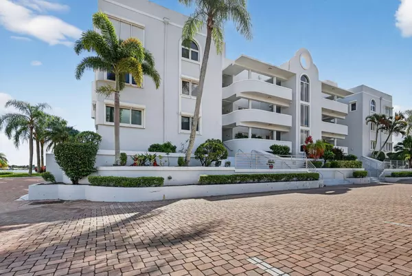 Palm City, FL 34990,1150 SW Chapman WAY 308