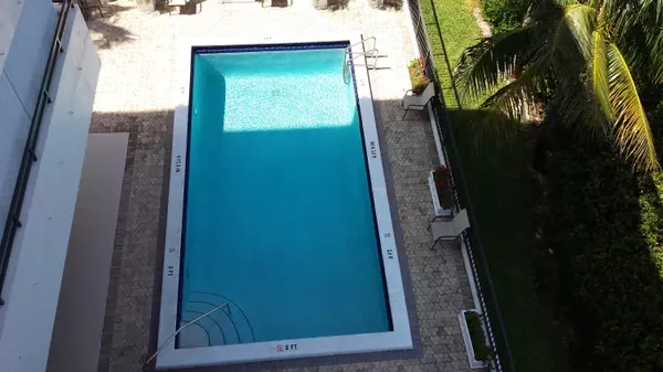 South Palm Beach, FL 33480,3555 S Ocean BLVD 513