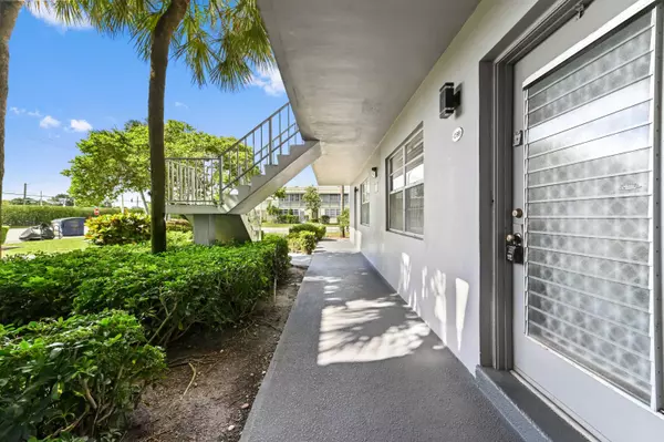 Delray Beach, FL 33484,98 Flanders C