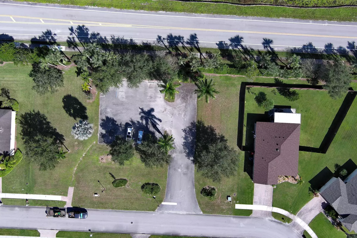 Vero Beach, FL 32966,9855 E Verona CIR