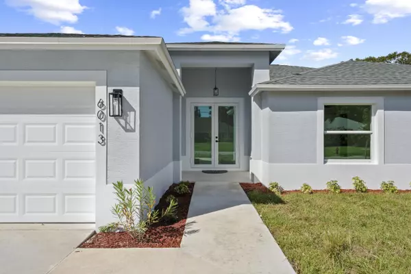 Fort Pierce, FL 34982,6013 Bamboo DR