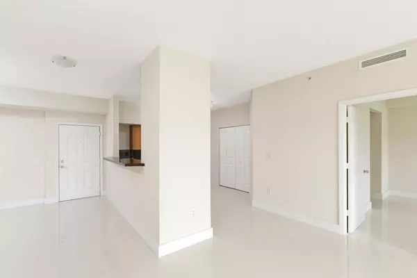 Delray Beach, FL 33444,250 NE 3rd AVE 1303