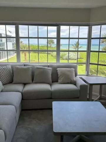 Juno Beach, FL 33408,80 Celestial WAY 201