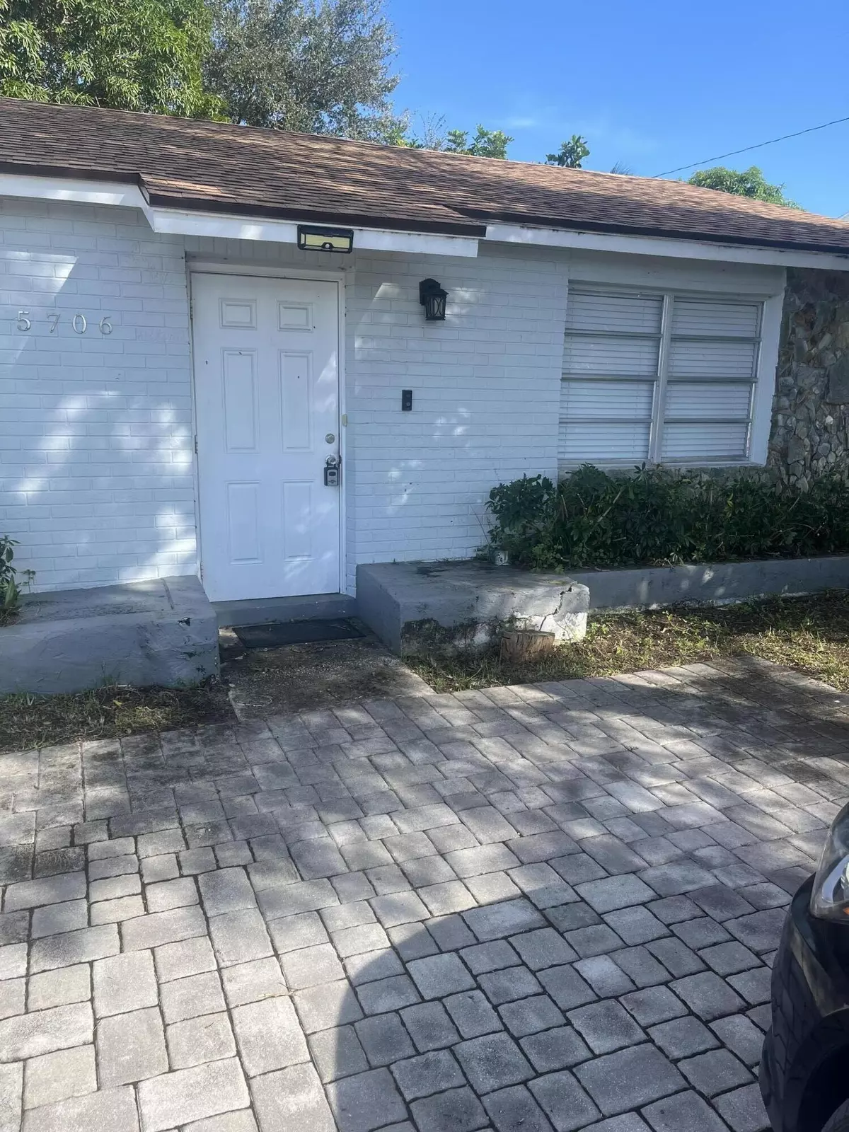Mangonia Park, FL 33407,5706 Candlewood AVE