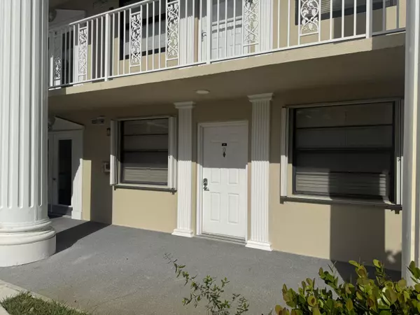 West Palm Beach, FL 33409,3521 Village BLVD 104