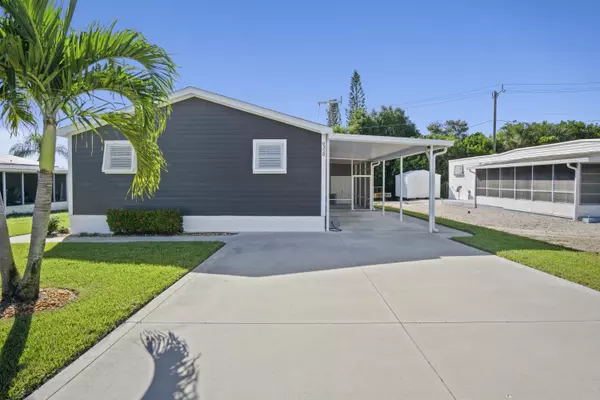 Hobe Sound, FL 33455,8328 SE Swan AVE