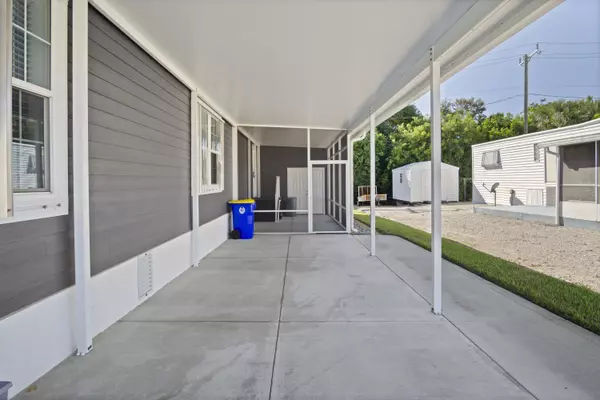 Hobe Sound, FL 33455,8328 SE Swan AVE