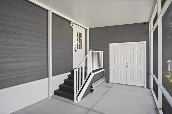 Hobe Sound, FL 33455,8328 SE Swan AVE