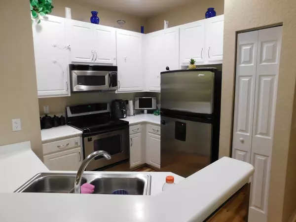 Greenacres, FL 33467,3134 Grandiflora DR