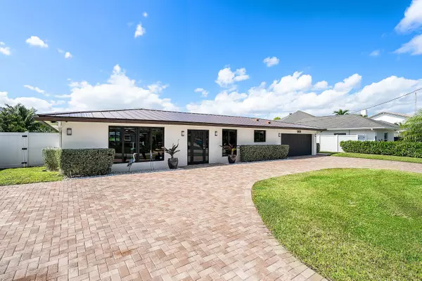 Lake Worth, FL 33462,6853 Bayshore DR