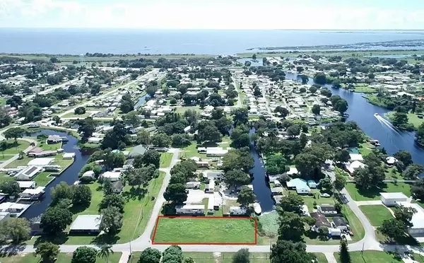 2903 SE 29th LN, Okeechobee, FL 34974