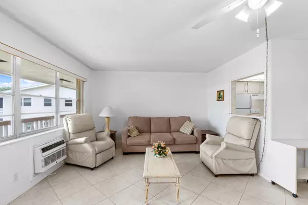 West Palm Beach, FL 33417,171 Windsor H