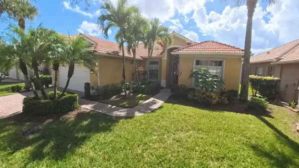 385 NW Sheffield CIR, Port Saint Lucie, FL 34983