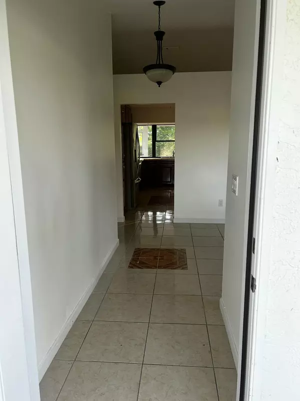 Port Saint Lucie, FL 34984,1961 SW Libra LN