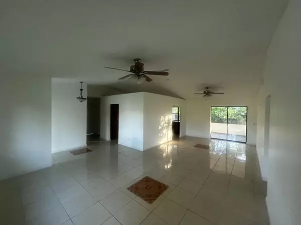 Port Saint Lucie, FL 34984,1961 SW Libra LN