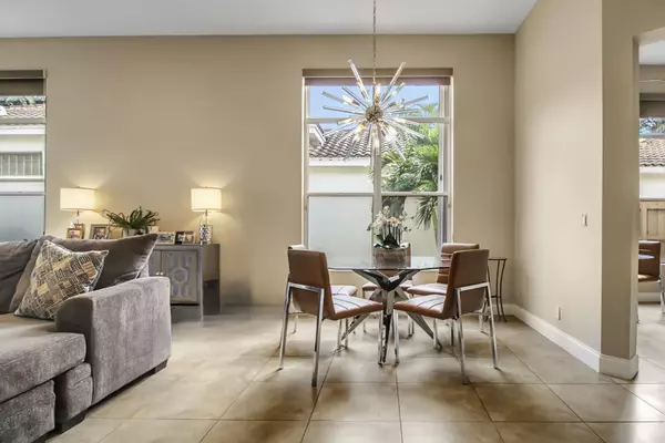 Boca Raton, FL 33496,6684 NW 23rd TER