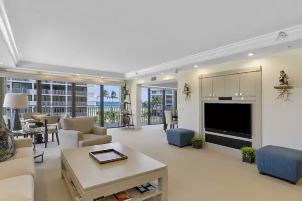 Palm Beach, FL 33480,2580 S Ocean BLVD 1c3