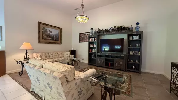 West Palm Beach, FL 33411,7163 Grassy Bay DR