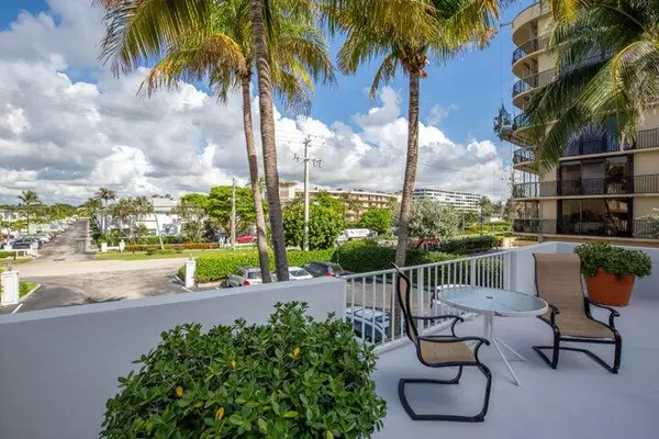 South Palm Beach, FL 33480,4200 S Ocean BLVD 503
