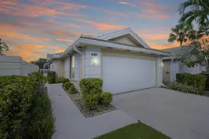 Palm Beach Gardens, FL 33410,4197 Royal Oak DR