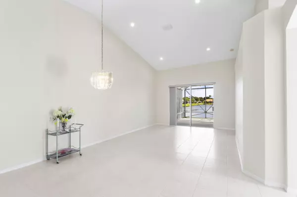 Delray Beach, FL 33484,15266 Lake Wildflower RD