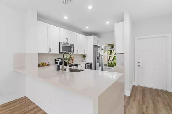 Boynton Beach, FL 33437,6427 Park Lake CIR