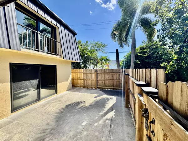 Lake Worth Beach, FL 33461,2362 Waterside DR 2362