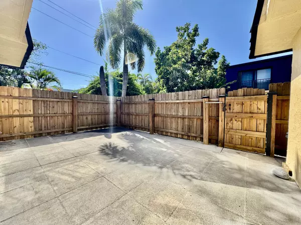 Lake Worth Beach, FL 33461,2362 Waterside DR 2362