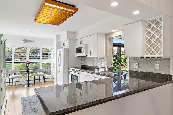 Jupiter, FL 33477,16647 N Traders XING 126