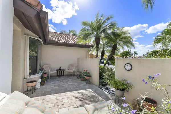 Boynton Beach, FL 33472,8178 Mooring CIR