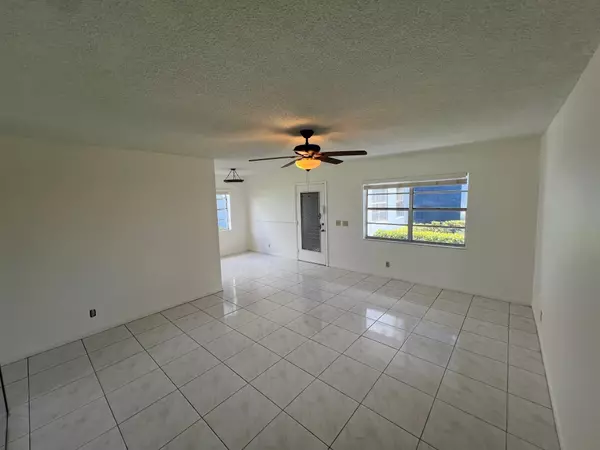 Delray Beach, FL 33484,244 Burgundy F