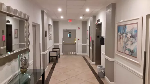 Boca Raton, FL 33431,2121 N Ocean BLVD 1205e