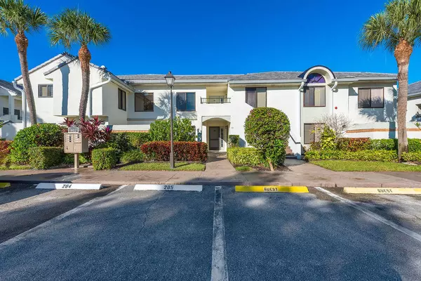 Delray Beach, FL 33446,16021 Loch Katrine TRL 7402