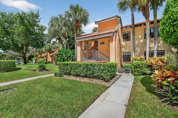 Boynton Beach, FL 33437,6267 W Aspen Glen LN 201