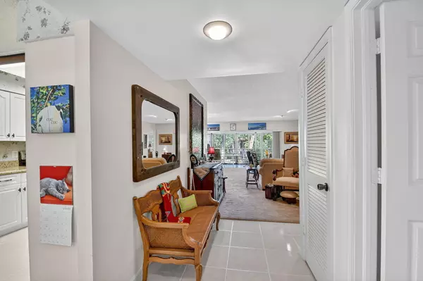 Boynton Beach, FL 33437,6267 W Aspen Glen LN 201