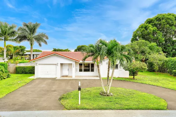 9603 NW 67th CT, Tamarac, FL 33321