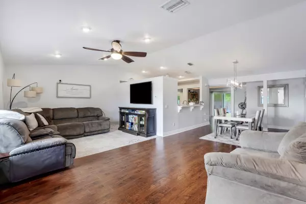 Boca Raton, FL 33433,22672 SW 54th AVE