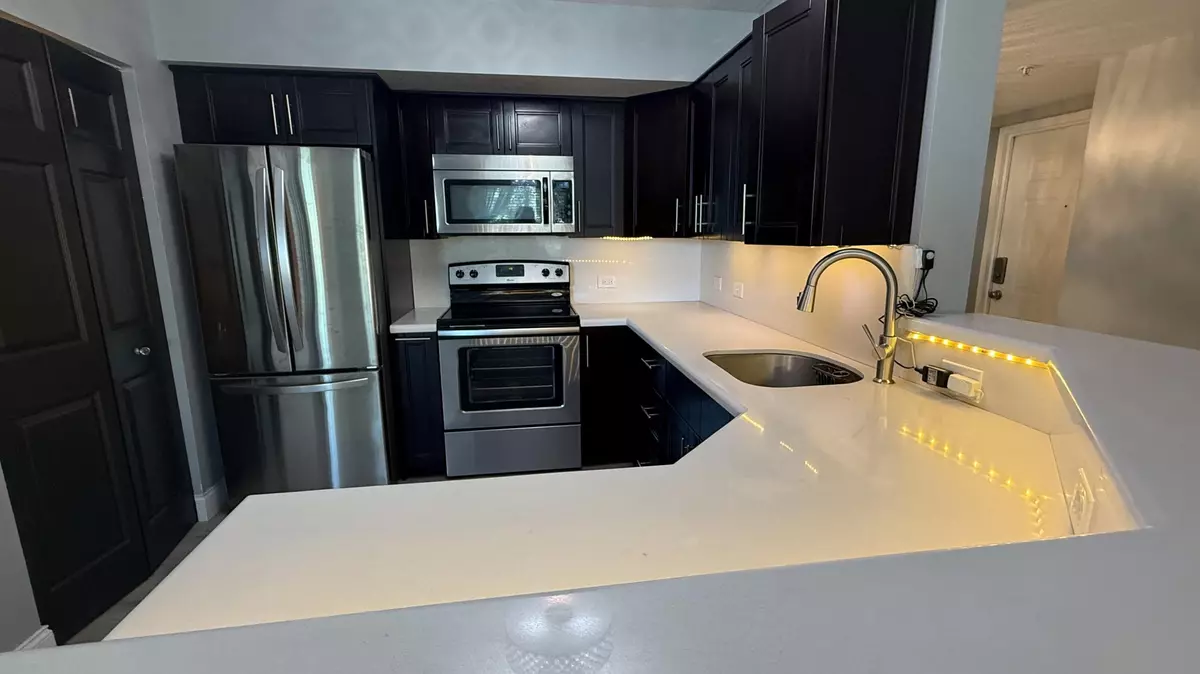 Boynton Beach, FL 33435,208 Villa CIR