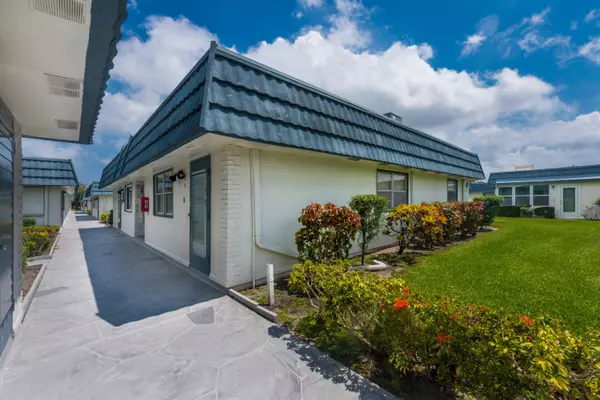 38 Waterford B, Delray Beach, FL 33446