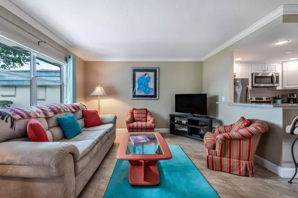 Delray Beach, FL 33446,38 Waterford B