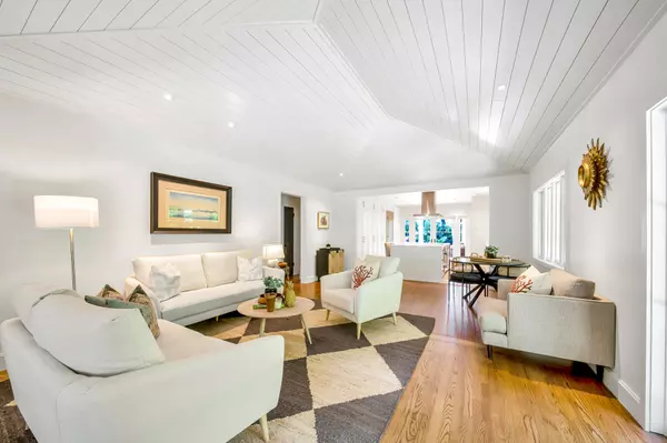 West Palm Beach, FL 33401,300 Barcelona RD