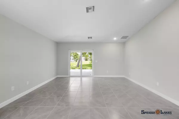 Port Saint Lucie, FL 34952,16 Islandia Lane