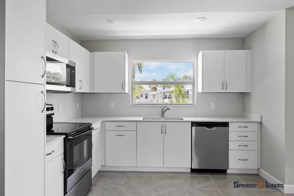 Port Saint Lucie, FL 34952,16 Islandia Lane