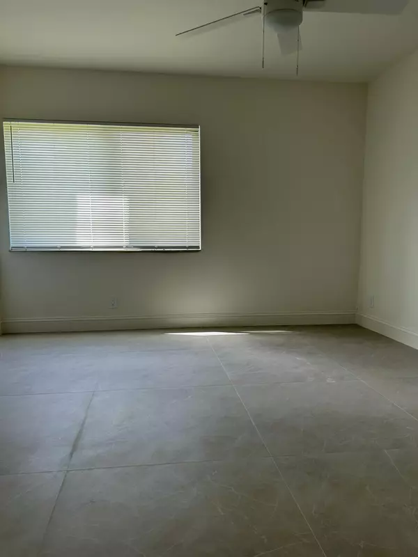 Greenacres, FL 33463,205 Pine Hov CIR A-1