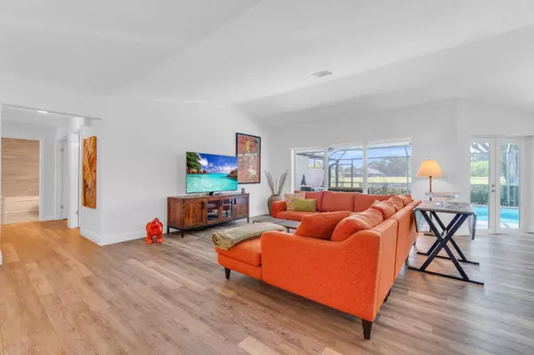 Boca Raton, FL 33498,10070 Crosswind RD